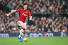 YAKIN KEBOLEHAN SENDIRI: Maguire berkata beliau tidak pernah membiarkan keadaan yang menimpanya menjejas persembahan pasukan, kerana beliau yakin dengan kerja keras dan sikap profesional beliau akan mendapat peluang dalam kesebelasan utama Manchester United. 