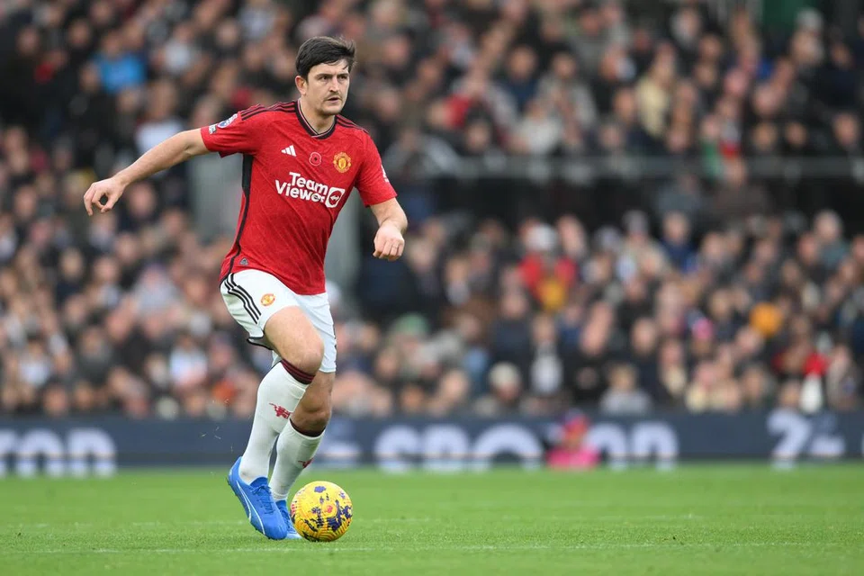 YAKIN KEBOLEHAN SENDIRI: Maguire berkata beliau tidak pernah membiarkan keadaan yang menimpanya menjejas persembahan pasukan, kerana beliau yakin dengan kerja keras dan sikap profesional beliau akan mendapat peluang dalam kesebelasan utama Manchester United. 