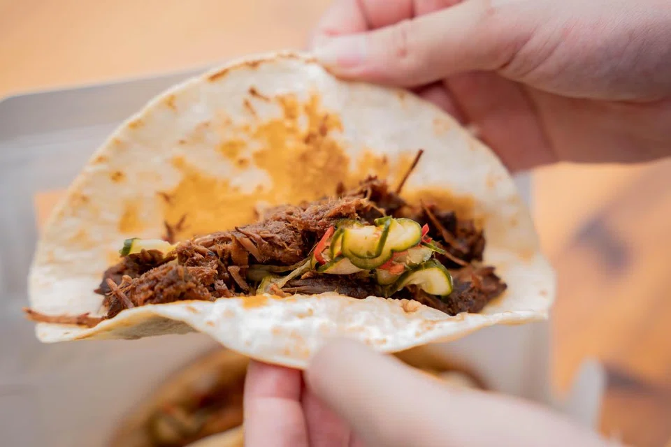 Rendang Tacos, $5, dari The Padangton.