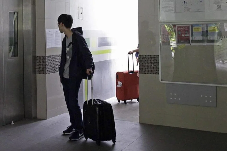 TAK PERLU USIR: Tuan tanah yang didapati secara tidak bertanggungjawab mengusir penduduk mereka mungkin menghadapi sekatan dan dihalang daripada menyewakan flat mereka kepada pemegang pas kerja asing pada masa depan, kata pemerintah.