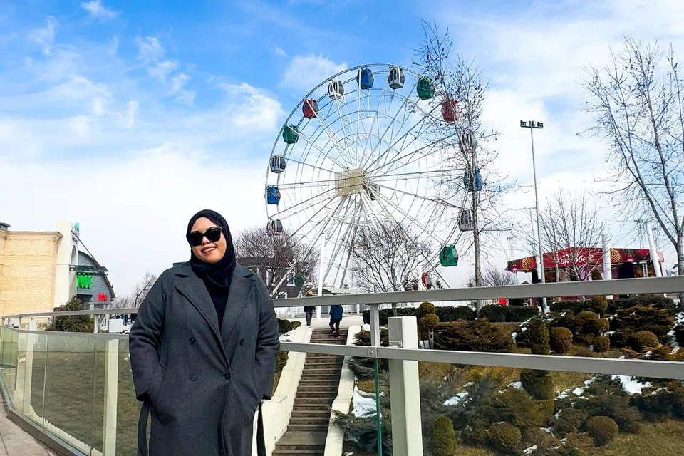 Cik Nurul Jalil berpuasa di Kazakhstan sewaktu berkunjung ke Almaty pada Mac 2025.