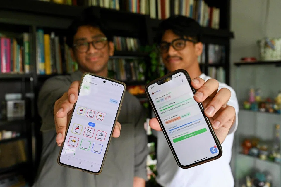 Pada Januari 2025, aplikasi @Messenger akan dilancarkan melalui App Store dan Google Store pada harga $20 setiap tahun.