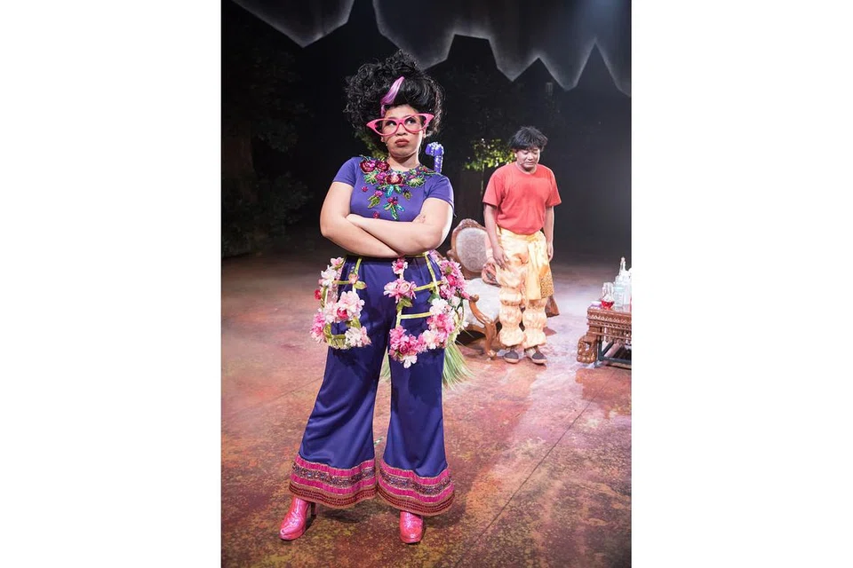 KELAINAN DIJANGKA: Pesta Raya yang ditunggu-tunggu kerana mengetengahkan pementasan teater yang unik seperti Alkesah dua tahun lalu, akan disemak semula dalam negara bertarung dengan wabak Covid-19. - Foto JACK YAM