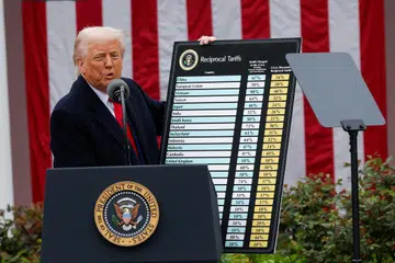 Presiden Amerika Syarikat, Encik Donald Trump, menyampaikan ucapan mengenai tarif timbal balik semasa acara di Rumah Putih di Washington, DC, pada 2 April. 