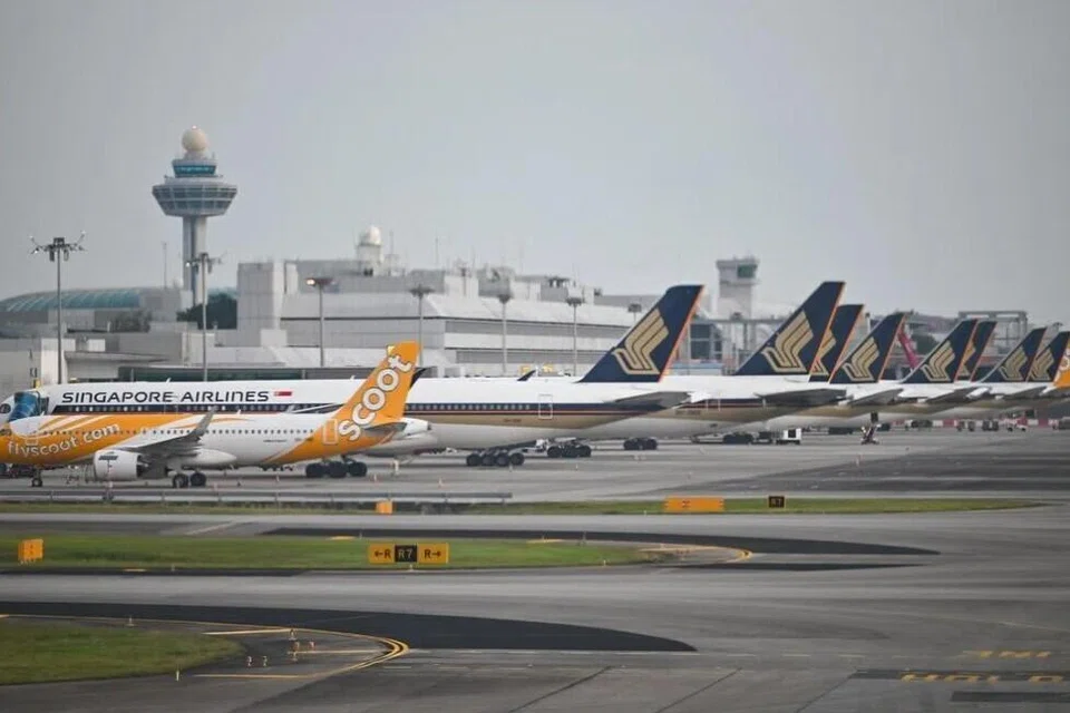 Taufan Bavi, penerbangan terjejas, Singapore Airlines