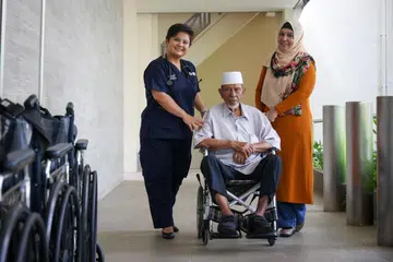 Hospital Alexandra, Dr Neeta Kesu Belani, Osman Abdollah, Hadijah Osman