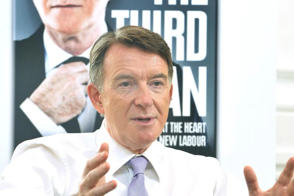Bekas menteri kanan kerajaan Britain, Lord Peter Mandelson, mengumumkan beliau telah melepaskan keahliannya daripada Parti Buruh selepas pendedahan baru mengenai hubungan beliau dengan ahli perniagaan dan pembiaya seksual yang disabitkan, Jeffrey Epstein, lapor Reuters pada 1 Februari.