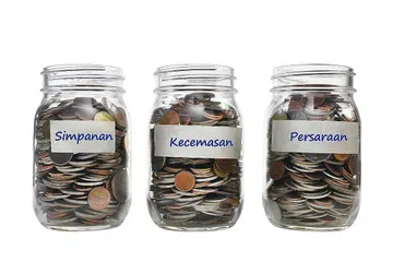 PERSIAPAN AWAL: Tabiat menabung dan menubuhkan dana kecemasan boleh membantu warga mengharungi ketidaktentuan dan kejadian kewangan yang tidak diduga. - Foto hiasan ISTOCKPHOTO