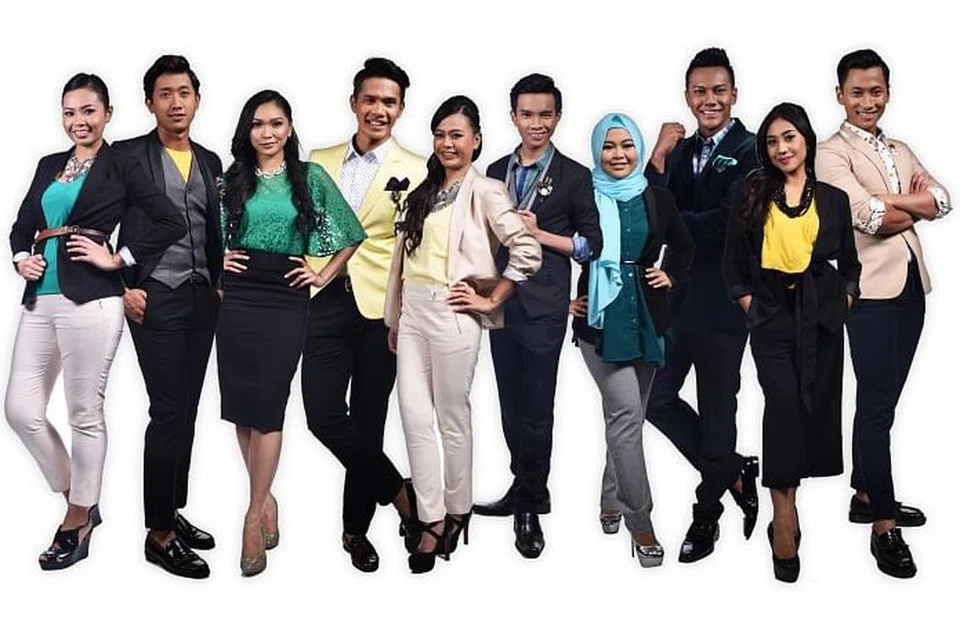 MARA KE PUSINGAN SETERUSNYA: Sepuluh peserta Anugerah Skrin telah dipilih mara ke pusingan separuh akhir: (dari kiri) Shida Lestaluhu, Iskandar Shah, Nurul Nadia, Fadli Kamsani, Yaya Hamid, Danish Ashraf, Syafiqah Shahlan, Kamarul Ariffin, Wirda Elliesa dan Syaiful Ariffin. 