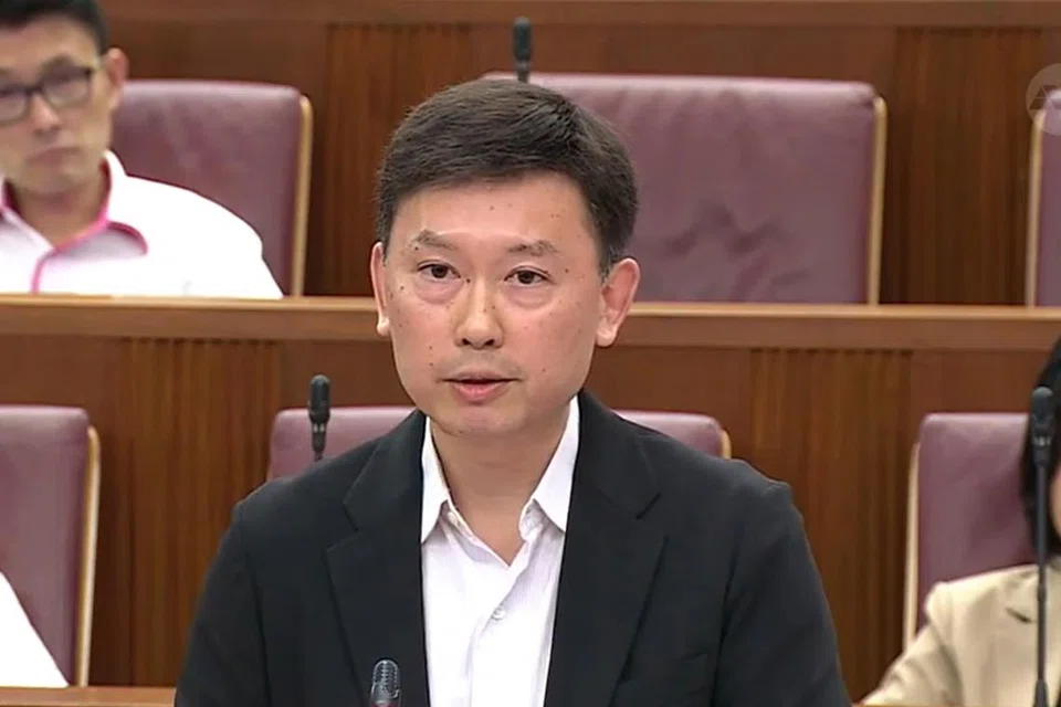 Menteri Pengangkutan, Encik Chee Hong Tat, berkata selepas mendengar maklum balas daripada penumpang, pihaknya memahami kebimbangan mereka dan menghormati pilihan mereka.