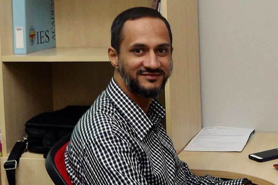 ENCIK AZHAR KHATIB: Syarikatnya, Websell Solutions, tampilkan syarikat dengan lebih menonjol dalam talian bagi menarik perhatian pelanggan.