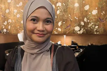 Siti Hajar, kerjaya lakonan, pementasan teater, teater Charged