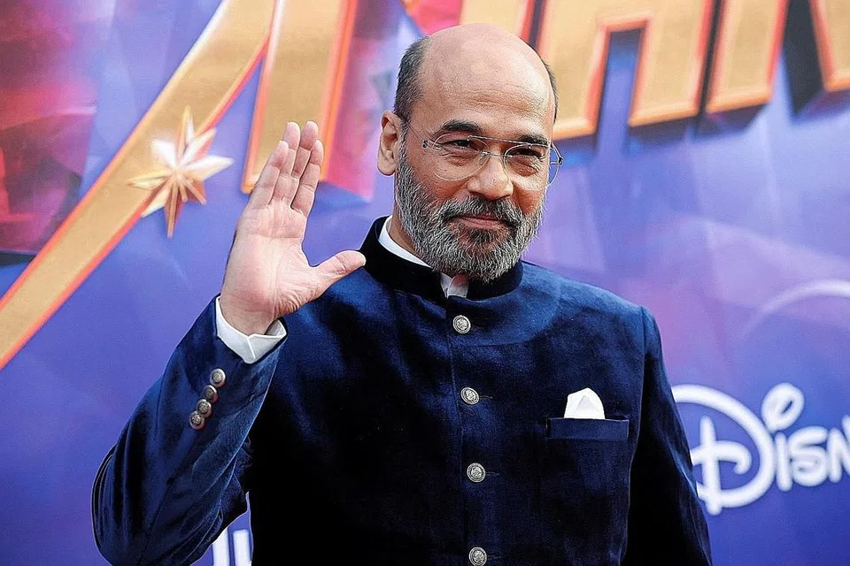 AYAH PENYAYANG YANG LUCU: Mohan Kapur teruja membawa watak bapa Ms. Marvel atau Kamala Khan, Yusuf Khan, yang lakukan segalanya demi keluarga dan anak-anaknya meskipun dianggap bertindak macam 'badut'. - Foto REUTERS