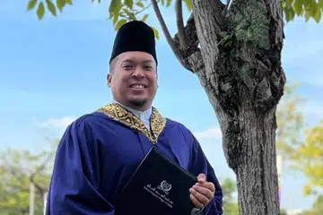 Pelajar Institut Pengajian Tinggi Al-Zuhri, Encik Suhaimi Ramli, lulus program Diploma Lanjutan Pengajian Islam (Fiqh dan Usul Fiqh) pada  September 2024 dan berhasrat mengikuti pengajian Islam secara berstruktur hingga ke peringkat doktor falsafah (PhD).  
