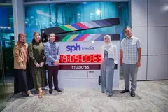 Seramai 30 peserta daripada pelbagai organisasi hadir untuk Dialog Masyarakat Berita Harian (BH) yang mengupas tentang aktivisme dalam kalangan belia. Ia dikendali oleh (dari kiri) koresponden, Cik Siti Aisyah Nordin sebagai moderator, dan dihadiri oleh Anggota Parlimen (AP) GRC Ang Mo Kio, Cik Nadia Samdin; Menteri di Pejabat Perdana Menteri yang juga Menteri Kedua (Pendidikan merangkap Ehwal Luar), Dr Mohamad Maliki Osman; dan Menteri Negara (Penerangan dan Pembangunan Digital merangkap Kesihatan), Cik Rahayu Mahzam. Paling kanan ialah Editor BH, Encik Nazry Mokhtar.