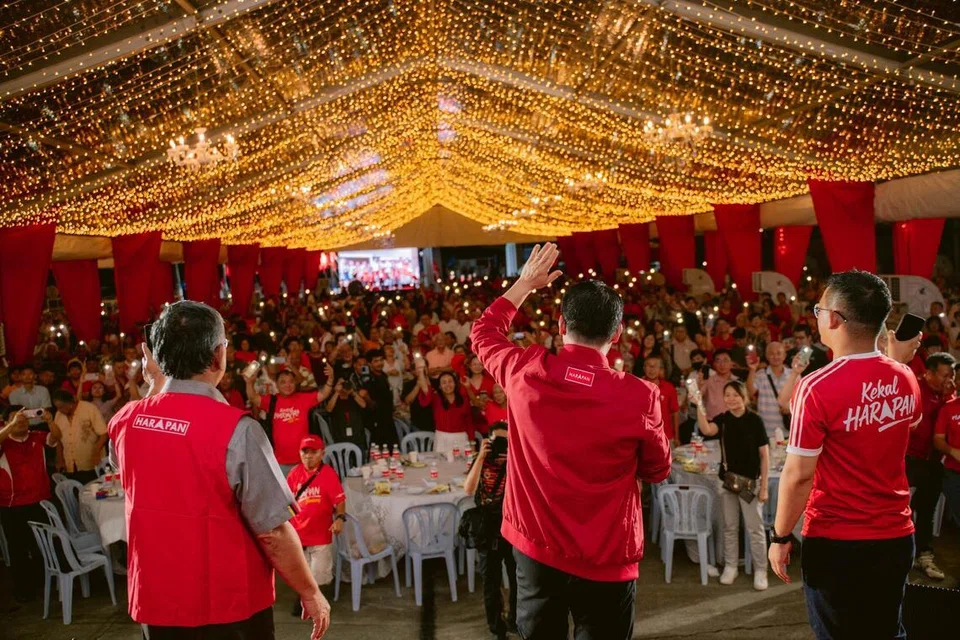 kempen Pilihan Raya Negeri (PRN) Negeri Sembilan ke-16, peniaga durian runtuh