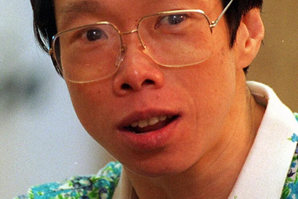Berita kematian Dr Lee Wei Ling diumumkan adik lelakinya, Encik Lee Hsien Yang, dalam satu catatan Facebook pada 5.50 pagi 9 Oktober.
