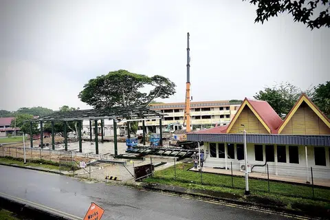 BERI KESELESAAN KEPADA PENGHUNI: Bangunan baru Rumah Kebajikan Muhammadiyah (RKM) di Pasir Ris Road ini bakal lengkap dengan pelbagai kemudahan riadah seperti gelanggang futsal, ruang kaunseling, galeri seni, taman terapi dan hab-hab pembelajaran. Ia juga akan dilengkapi dengan teknologi digital baru yang boleh meningkatkan kecekapan operasi, keselamatan serta khidmat yang lebih bermutu buat penghuni dan kakitangan RKM. - Foto PERSATUAN MUHAMMADIYAH