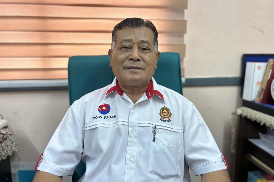 Pengerusi gabungan tiga persatuan teksi rentas sempadan Johor Bahru-Singapura, Encik Mohd Suhaimi Saidi, 65 tahun.