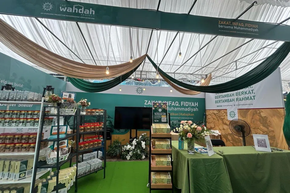 Reruai Persatuan Muhammadiyah di Bazar Geylang Serai menerima zakat harta, infak, fidyah dan sumbangan untuk Projek Wahdah. 