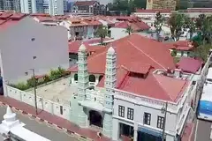 MASJID BERSEJARAH: Masjid Jamae Chulia dibina pada 1826 dan diwartakan sebagai monumen negara pada 1974. Masjid ini perlu menjalani kerja-kerja peningkatan bermula pada akhir bulan ini. - Foto-foto MASJID JAMAE CHULIA
