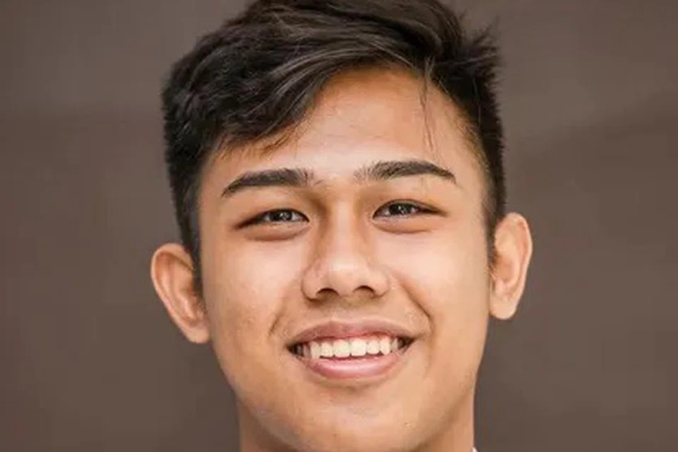 Usahawan muda, Encik Fathurrahman Faizal antara belia cemerlang dalam senarai Forbes, ‘30 Under 30 Asia’.