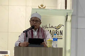 USTAZ AHMAD SHAMSUDDIN: Islam mendorong perdebatan yang berlandaskan kejujuran, hormat-menghormati dan mencari kebenaran. Ia juga boleh menjadi antara jalan melakukan dakwah.