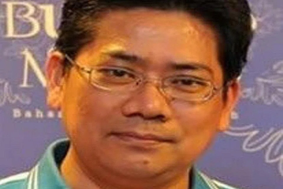  Encik Mustapha Mohamed, Ketua 1 Kamus. - Foto FACEBOOK/KAMUS