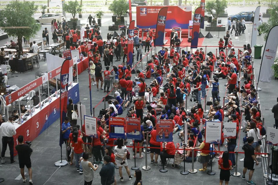 Larian Wanita Great Eastern, GEWR