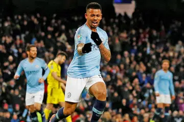 JARING EMPAT GOL: Penyerang Manchester City Gabriel Jesus meraikan gol ketiga ketika menentang Burton Albion dalam saingan separuh akhir pertama Piala Liga di Stadium Etihad. - Foto REUTERS