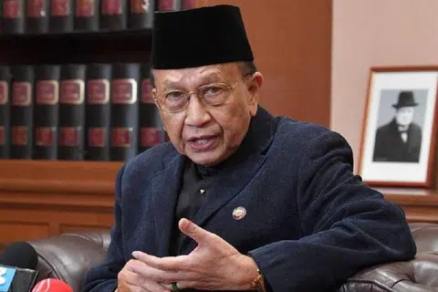 Pengerusi Parti Wawasan Negara (Wawasan) yang juga mantan Speaker Dewan Negara, Tan Sri Dr Rais Yatim.