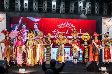 Pelbagai acara menarik tersedia seperti peragaan busana pengantin di pameran, ‘Mega Wedding & Lifestyle 2025’, yang berlangsung pada 10 hingga 12 Januari, bertempat di Singapore Expo. 
