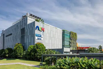 Kedai-kedai di pusat beli belah NEX terjejas akibat kebocoran air dibuka semula