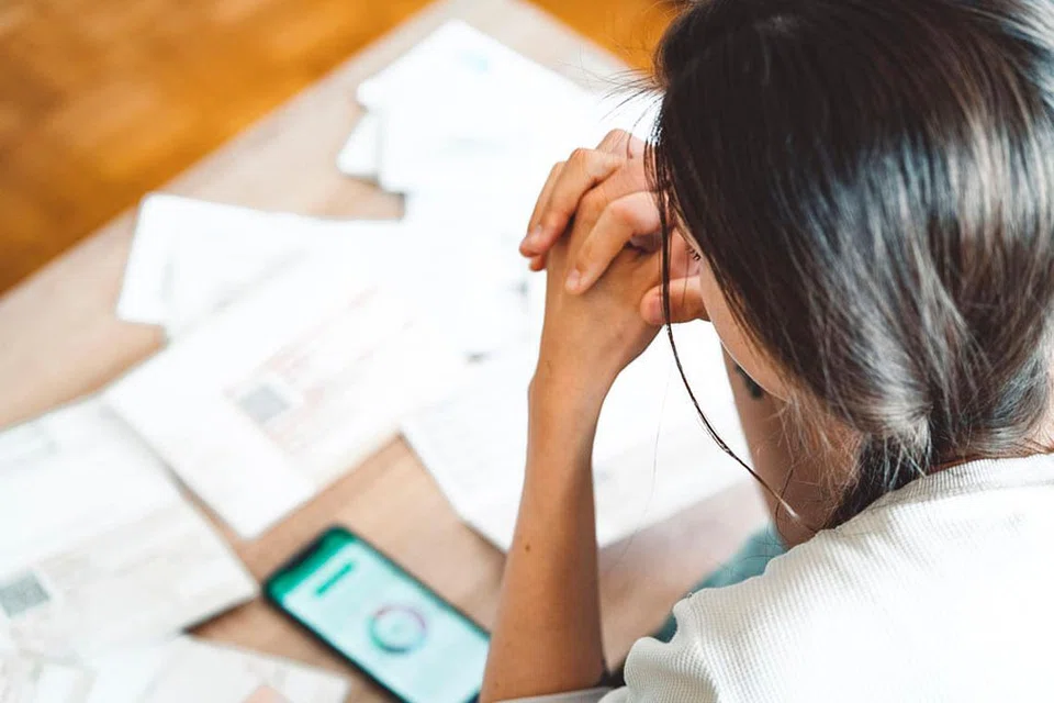 USAH LEPAS TANGAN: Wanita perlu ambil tahu soal pengurusan kewangan keluarga. - Foto hiasan ISTOCKPHOTO