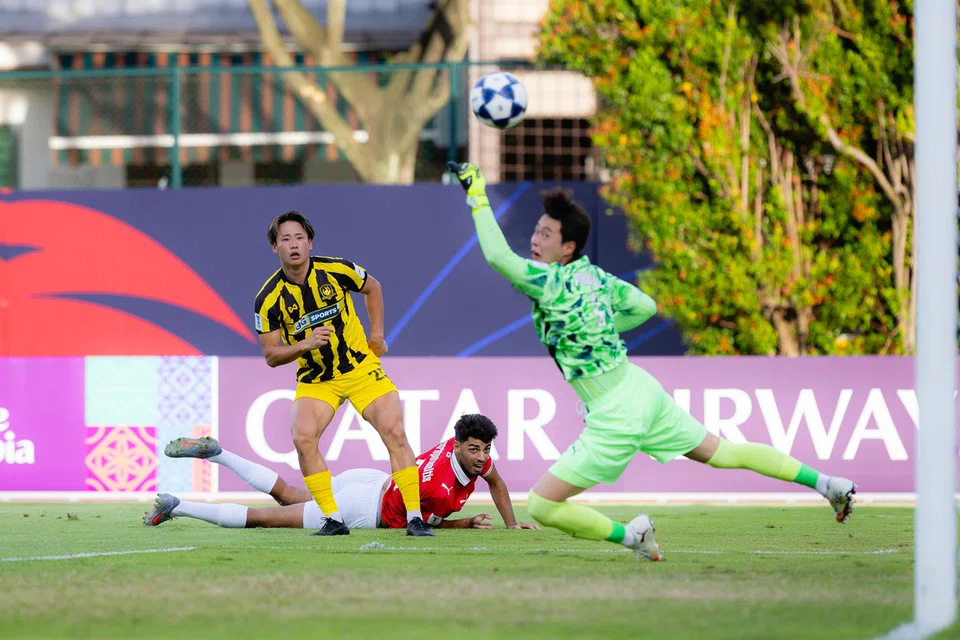 Penyerang Tampines Rovers, Hide Higashikawa menjaringkan gol sulung perlawanan untuk mendapatkan kemenangan 1-0 berharga bagi pasukannya ke atas Pohang Steelers. Perlawanan Liga Juara-Juara Asia 2 (ACL2) itu berlangsung di Stadium Bishan pada 23 Oktober. 