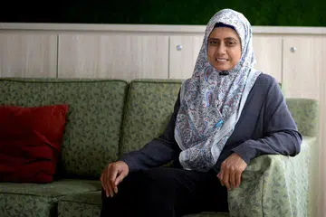 PERLU SOKONGAN: Dr Radiah akur bahawa faktor agama memainkan peranan mencegah kejadian bunuh diri, namun berkata bahawa faktor ini juga boleh menyebabkan segolongan orang Islam untuk pandang rendah kepada mereka yang bunuh diri. - Foto fail