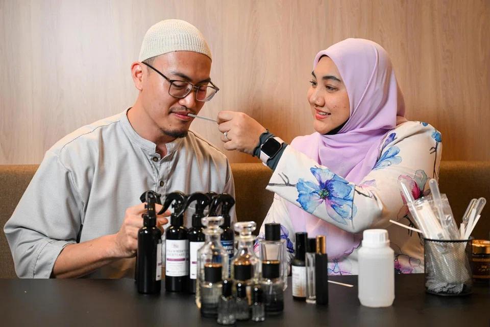  Liquee Earth and Pure, Cik Nurhafizah Ab Hamid, Raja Muhammad Miikaaiil Raja Shahdan