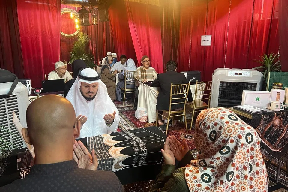 Kaunter zakat di beberapa pusat Jamiyah Singapura dibuka untuk kutipan zakat.