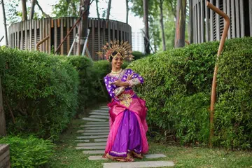 Sarjan (SGT) 3 Sharmilah Muhammad Salim, persembahan tarian, gala, ulang tahun ke-100 Pancaragam SPF