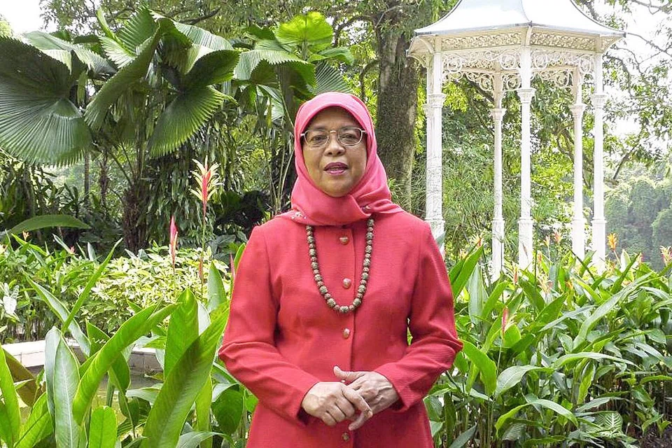 MENJELANG HARI KEBANGSAAN: Presiden Halimah Yacob menyampaikan ucapan Hari Kebangsaan dalam satu video yang diterbitkan di laman Facebook beliau semalam. - Foto MCI