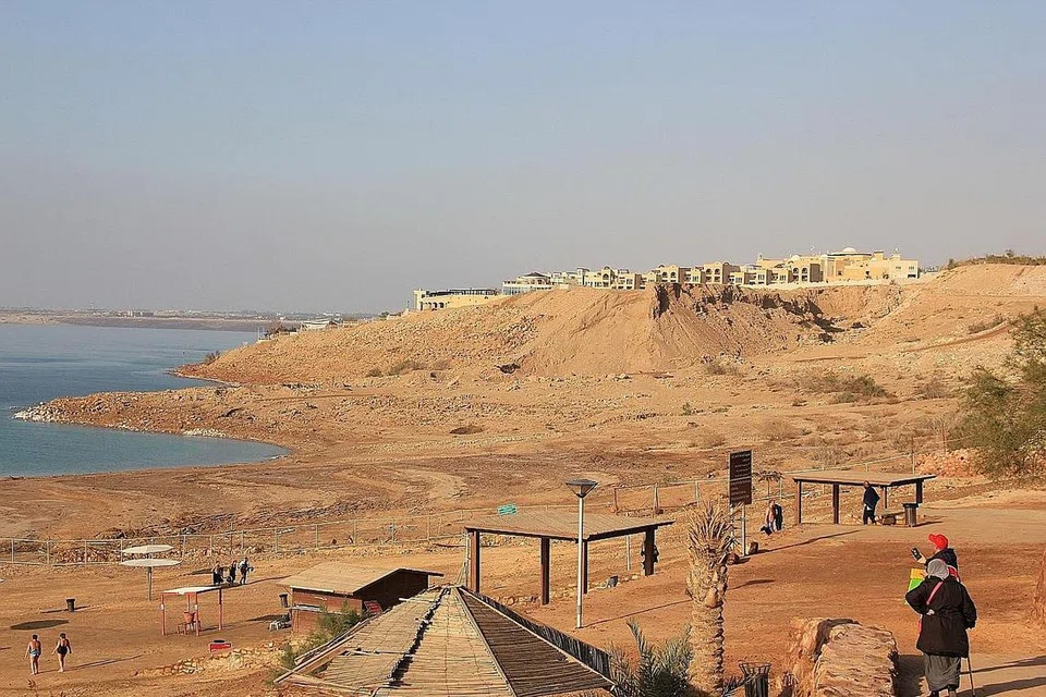 LAUT MATI: Salah satu destinasi pelancongan di Jordan yang kaya dengan sejarah. 