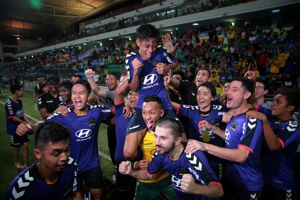 Gavin Lee membimbing BG Tampines Rovers untuk menjulang Piala Singapura 2019 selepas mengatasi Warriors FC 4-3.