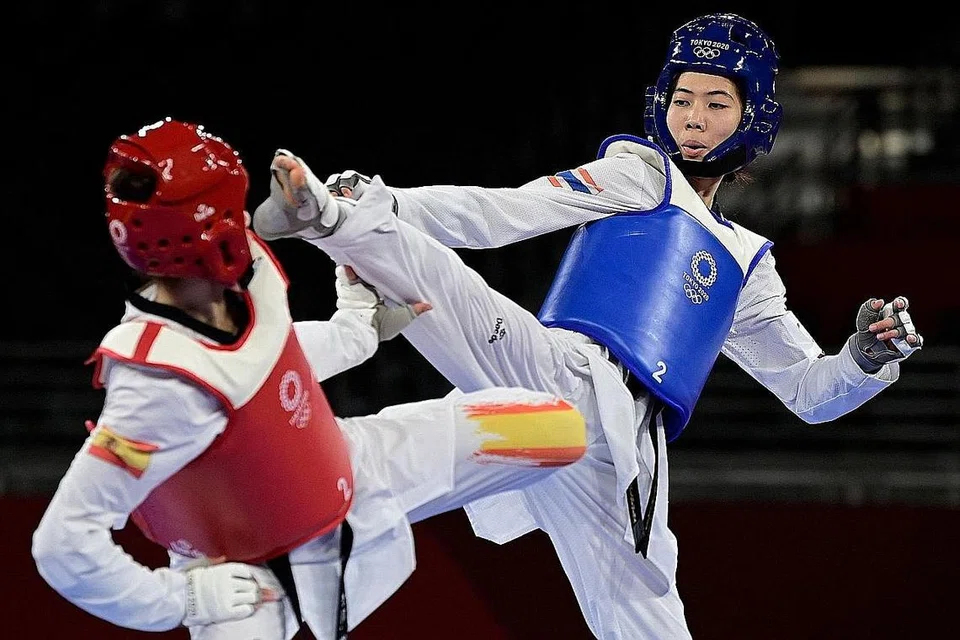 Panipak Wongpattanakit (kanan) - Foto-foto AFP