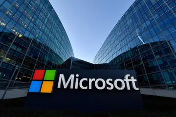 Gergasi teknologi Microsoft telah berada di bawah tekanan untuk mengawal perbelanjaan berikutan perbelanjaan besar dalam bidang AI dan pengkomputeran awan.