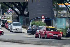 Singapura, teksi, rentas sempadan, Kementerian Pengangkutan, MOT, penumpang