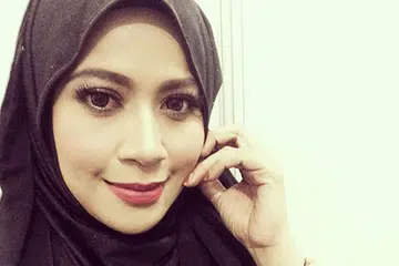 MAHU BINA KERJAYA SEMULA: Syura, yang tertekan kerana jangkaan tinggi juri program realiti Indonesia 'D'Academy Asia', berharap dipilih bagi 'Gegar Vaganza' pula. - Foto MSTAR ONLINE