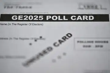 Kotak bertutup yang mengandungi kertas undi dan dokumen lain yang digunakan dalam Pilihan Raya akan dipindahkan ke Loji Pembakaran Tuas Selatan untuk dimusnahkan.