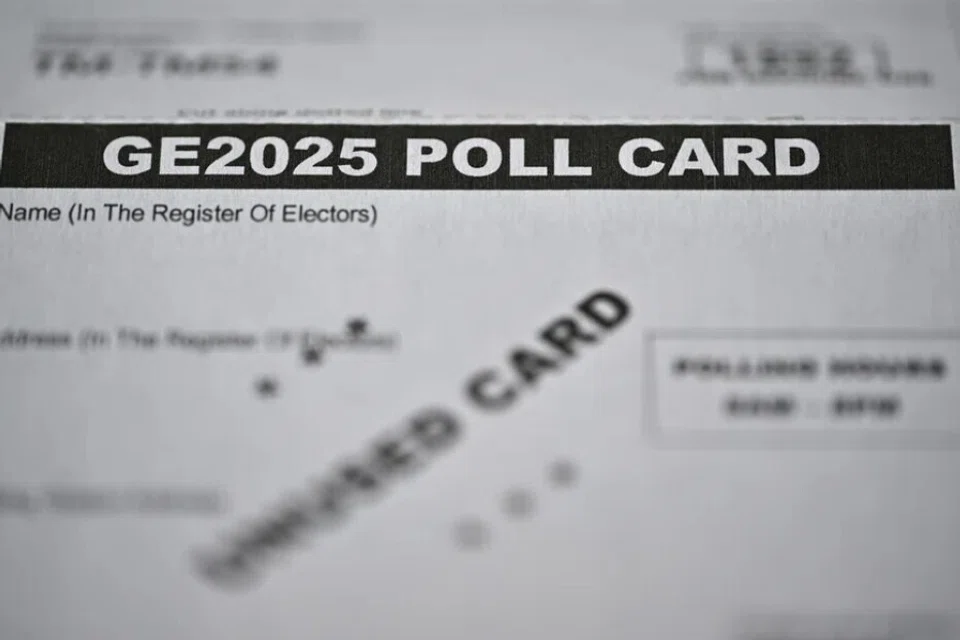 Kotak bertutup yang mengandungi kertas undi dan dokumen lain yang digunakan dalam Pilihan Raya akan dipindahkan ke Loji Pembakaran Tuas Selatan untuk dimusnahkan.