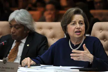 Dr Zeti Akhtar Aziz berucap semasa penyampaian laporan tahunan 2015 Bank Negara Malaysia di bank pusat itu di Kuala Lumpur pada Rabu (23 Mac). 