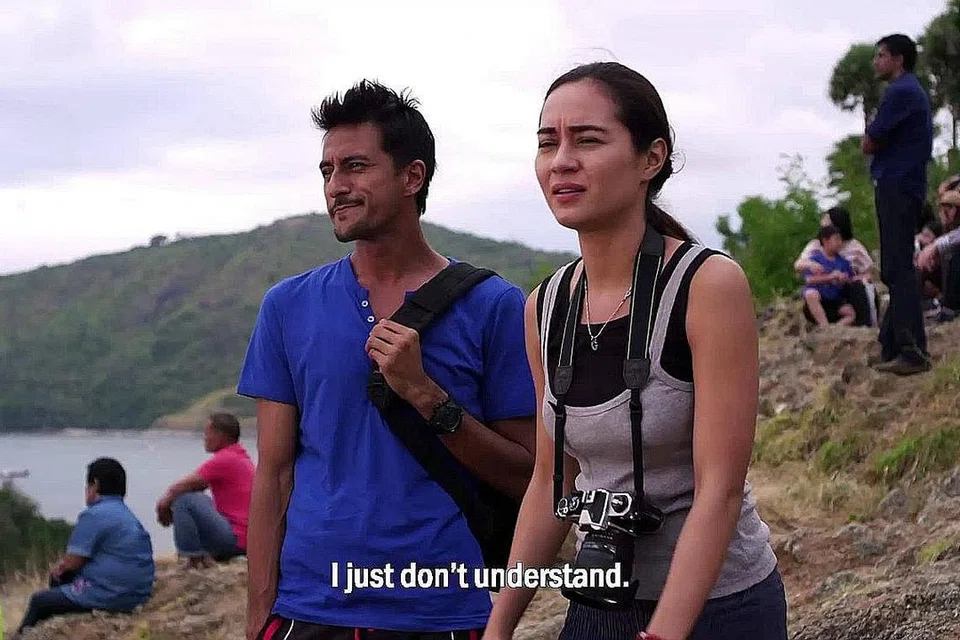 GIILA-GILA KERANA CINTA: Filem Sejoli: Misi Cantas Cinta yang dibintangi Bront Palarae (kiri) dan Maya Karin kini boleh ditonton di televisyen Internet, Netflix. Ia antara karya hebat daripada sutradara Malaysia, Osman Ali. - Foto PRIMEWORKS STUDIOS